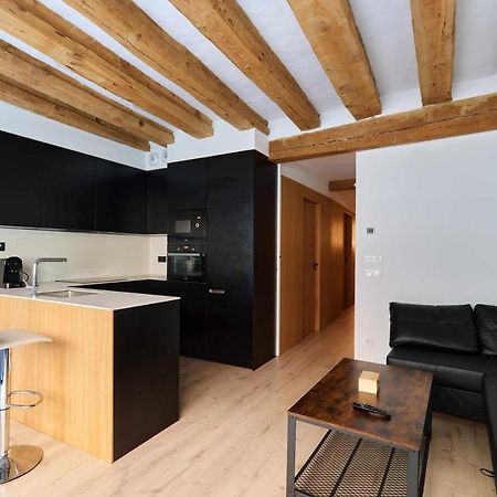 Apartamento Chapitela Deluxe Pamplona Luaran gambar