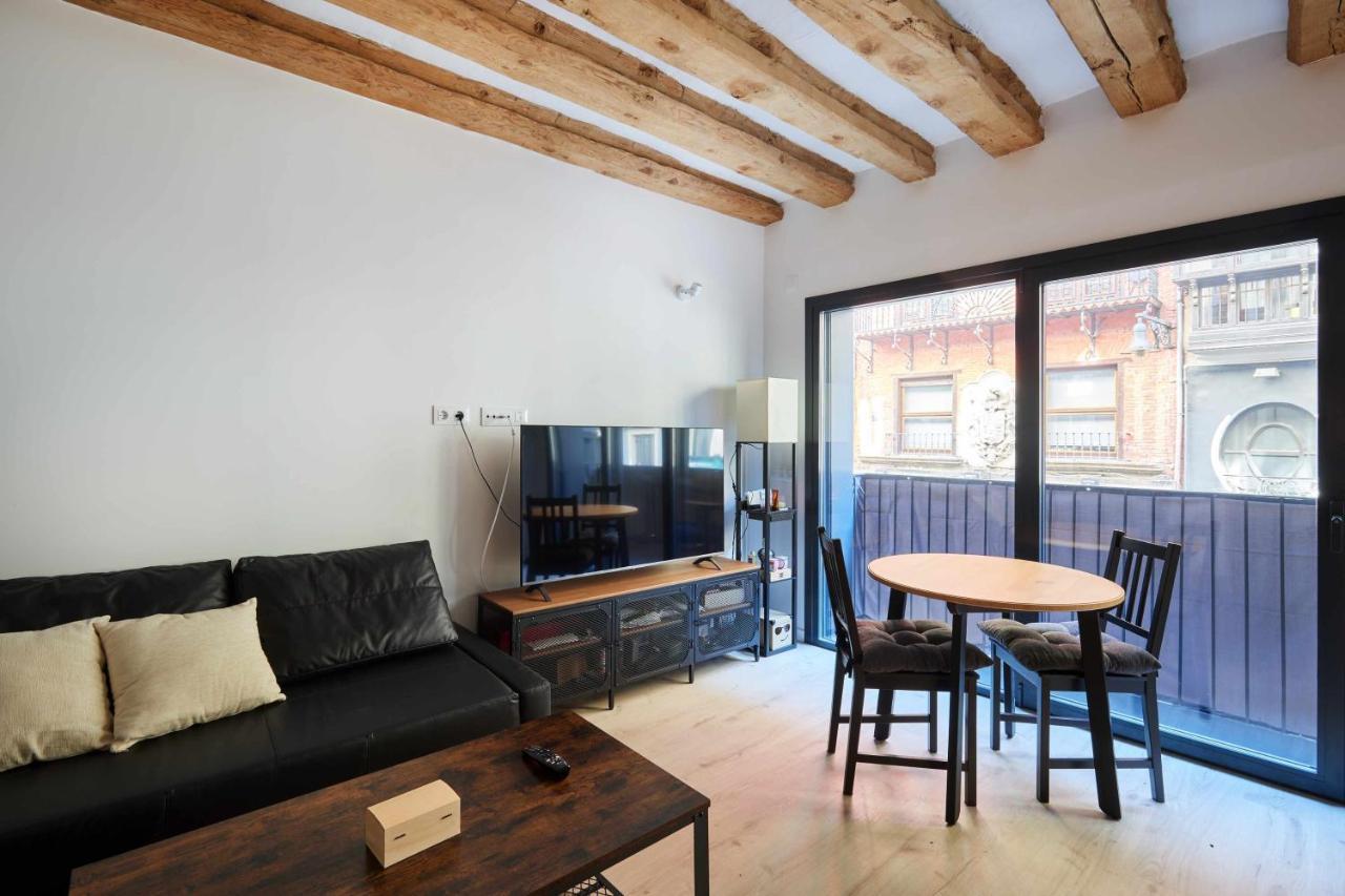 Apartamento Chapitela Deluxe Pamplona Luaran gambar