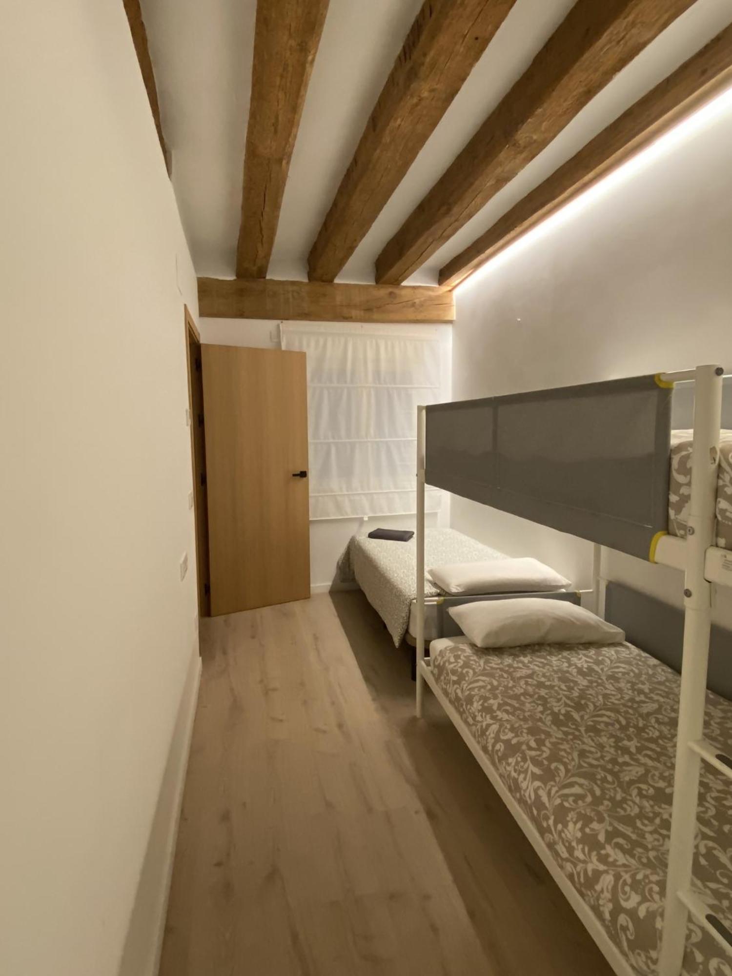 Apartamento Chapitela Deluxe Pamplona Luaran gambar