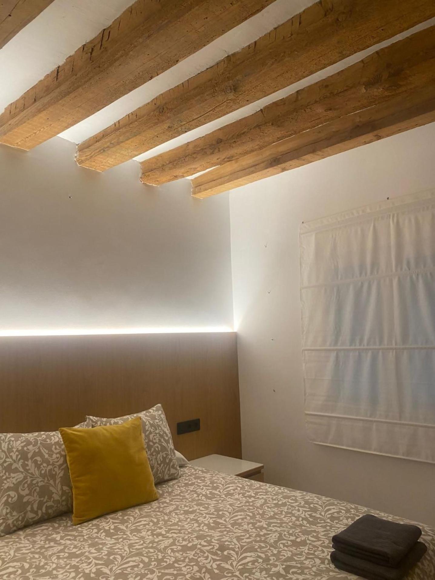 Apartamento Chapitela Deluxe Pamplona Luaran gambar
